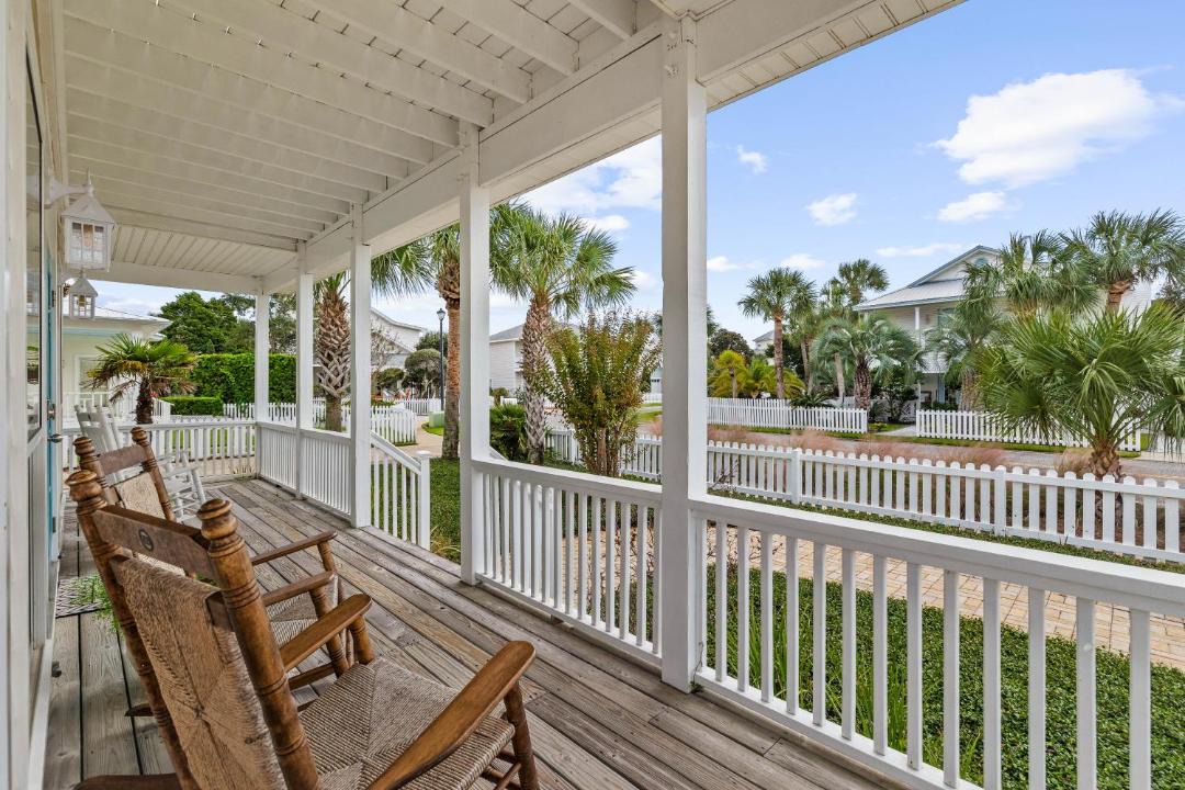 Photo of Patio Balcony in Clipper Cove