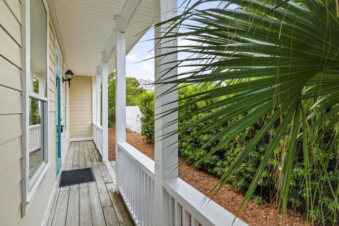 Photo of Patio Balcony in Clipper Cove