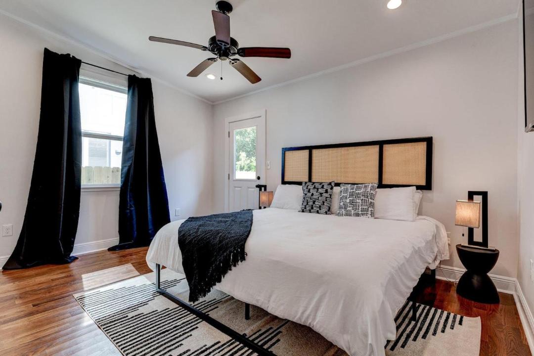 Photo of Bedroom in Tulane - Gravier