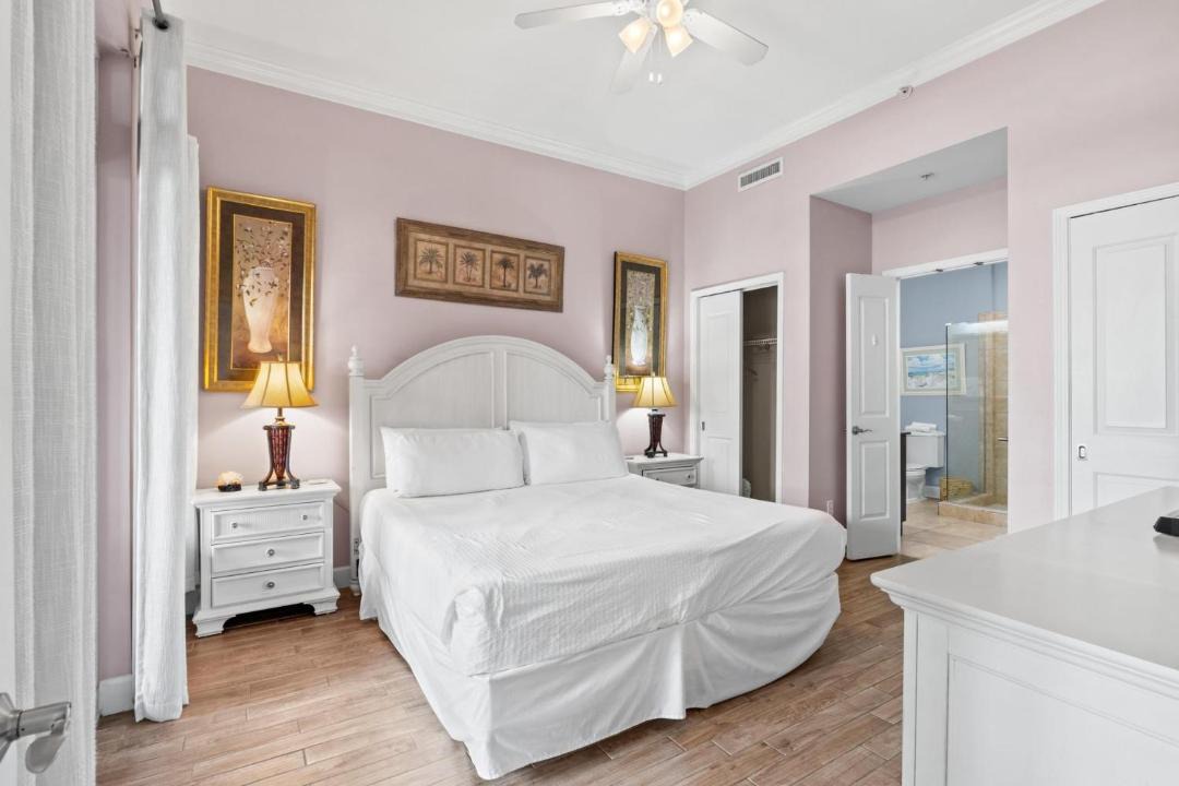 Photo of Bedroom in Upper Grand Lagoon