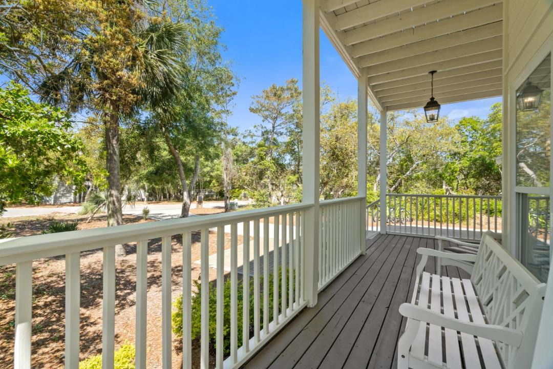 Photo of Patio Balcony in White's Gulfview