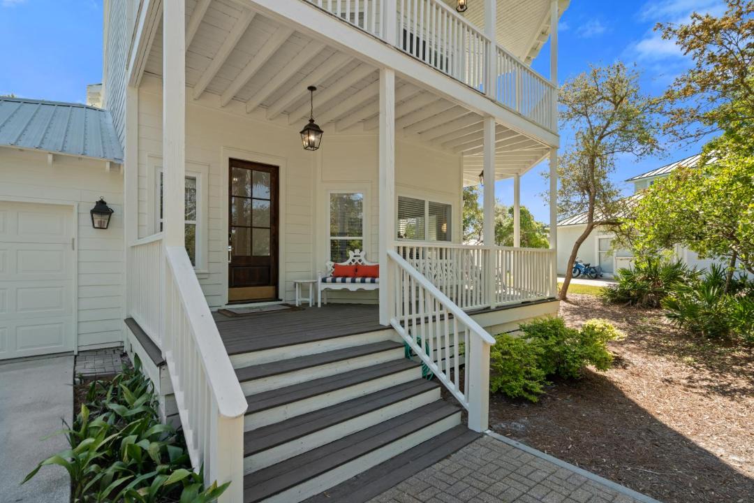 Photo of Patio Balcony in White's Gulfview
