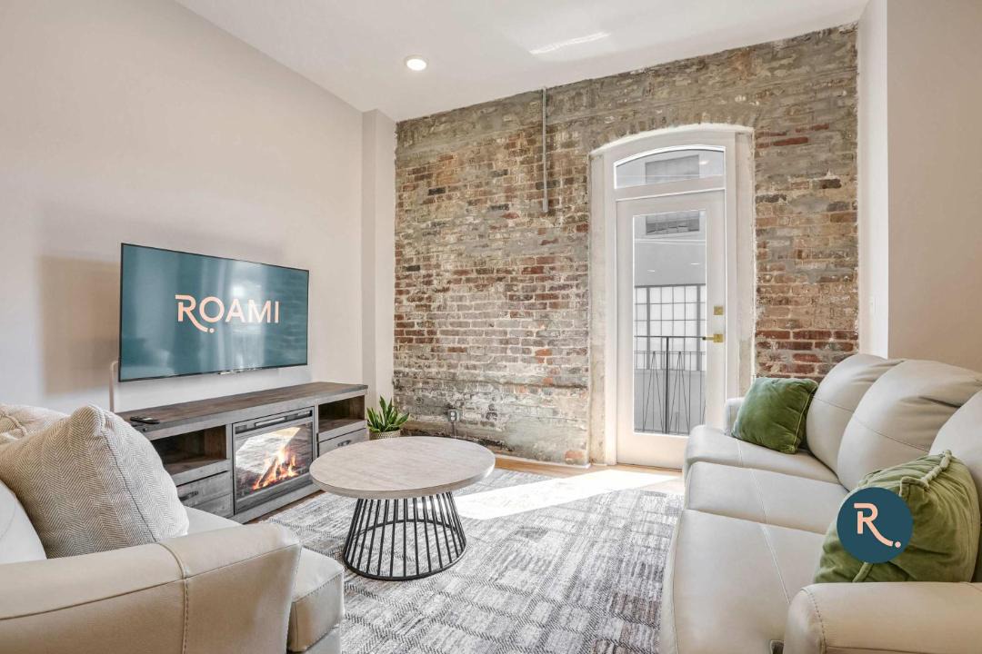 Photo of Livingroom in Arts/Warehouse District