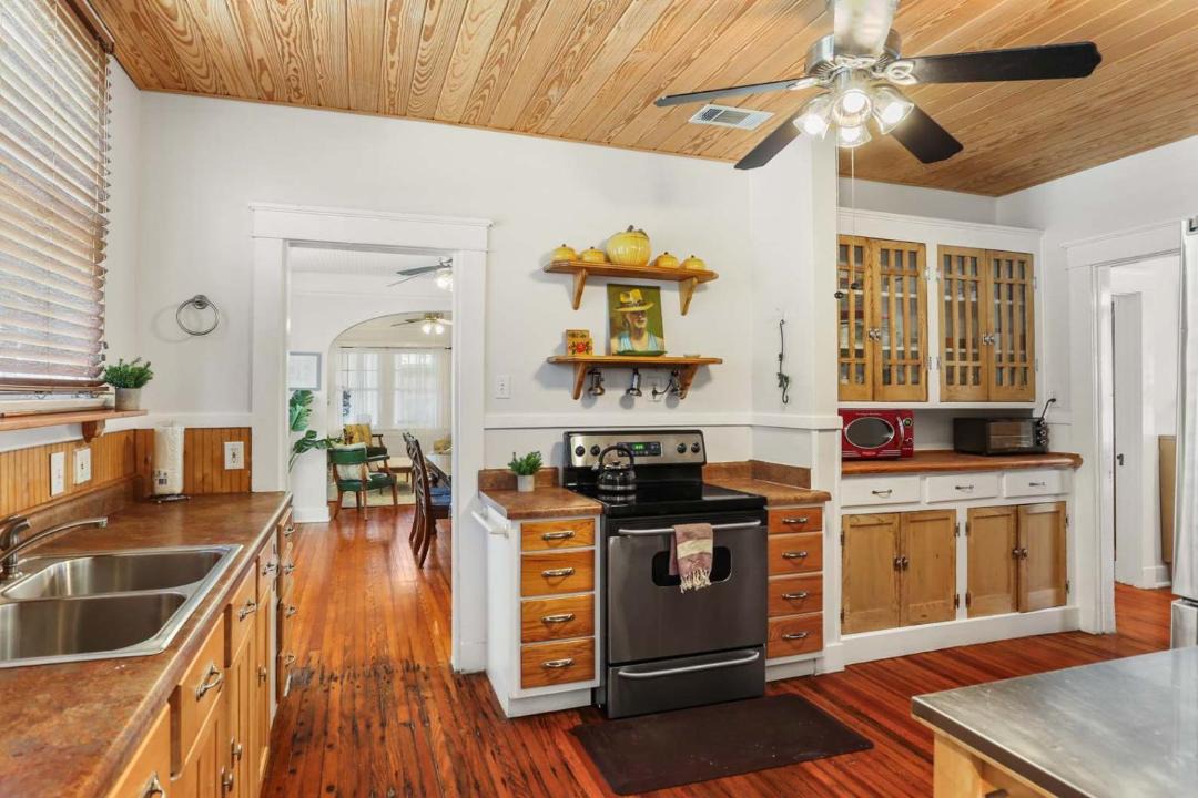 Photo of Kitchen in Marlyville - Fontainebleau