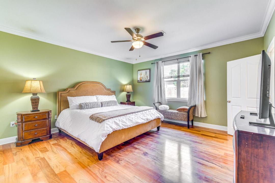 Photo of Bedroom in Mary Esther