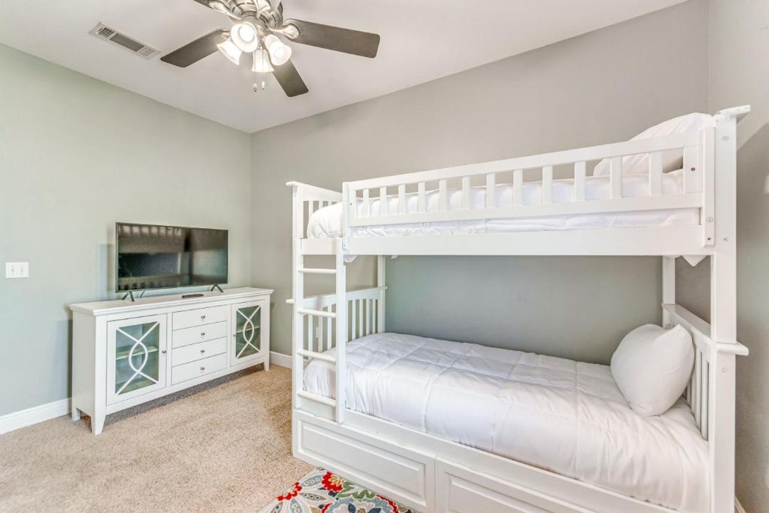 Photo of Bedroom in Mary Esther