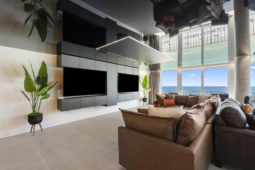 Photo of Livingroom in Thomas Drive