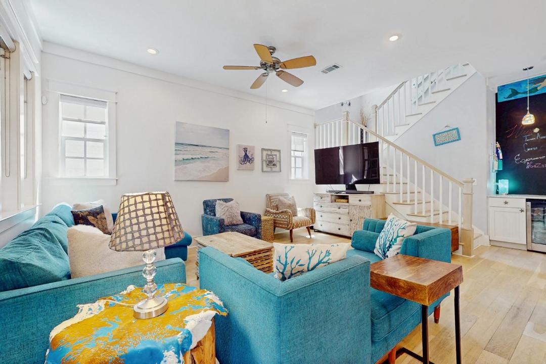 Photo of Livingroom in Lakeside at Blue Mountain Beach