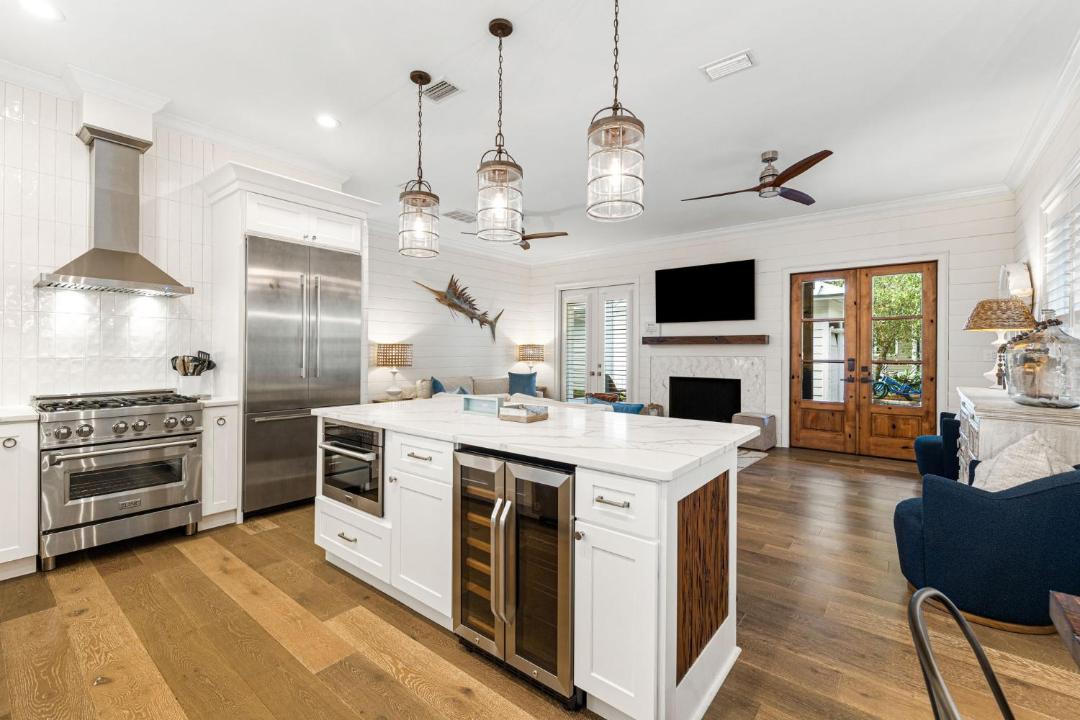 Photo of Kitchen in White's Gulfview