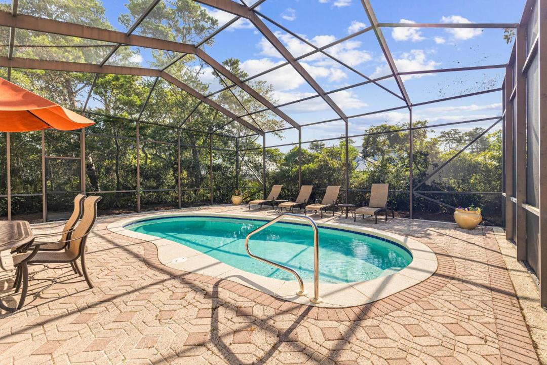 Photo of Patio Balcony in White's Gulfview