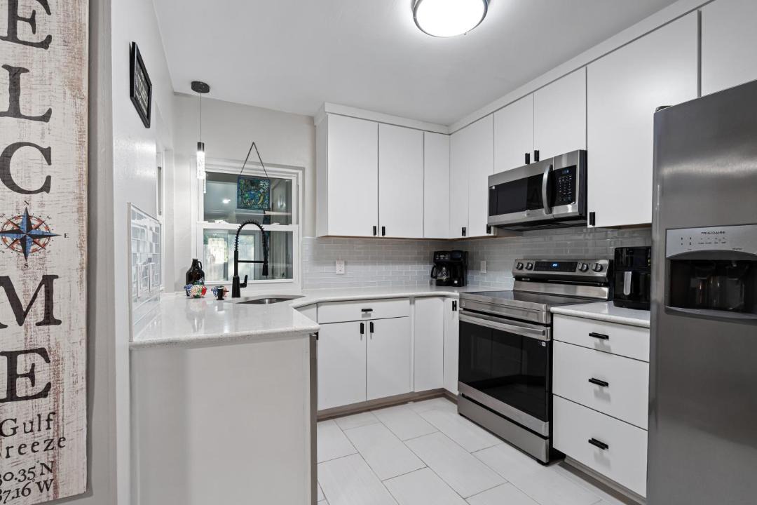 Photo of Kitchen in Gulf Breeze