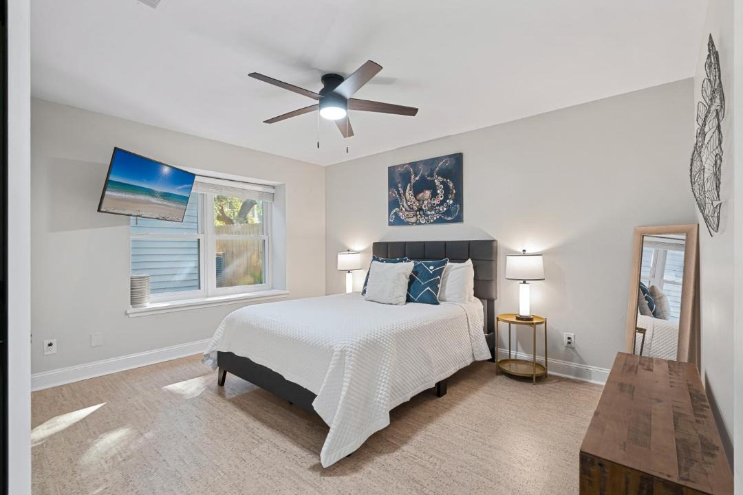 Photo of Bedroom in Gulf Breeze