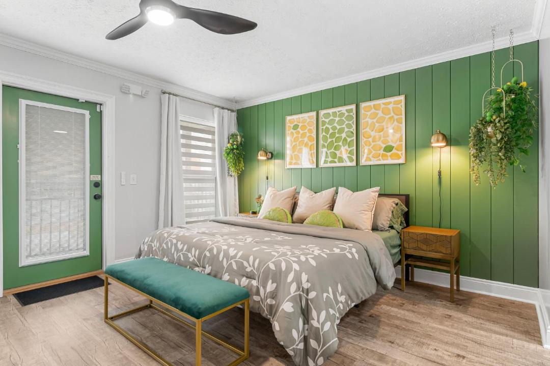 Photo of Bedroom in Lower Grand Lagoon