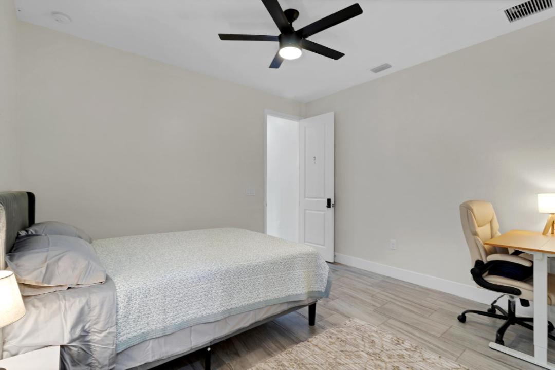 Photo of Bedroom in Wedgefield