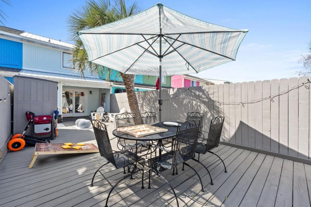 Photo of Patio Balcony in Biltmore Beach