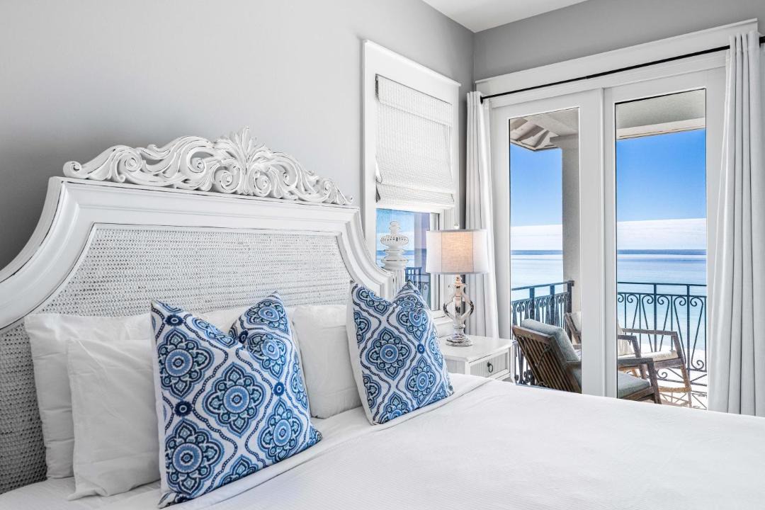 Photo of Bedroom in Delos