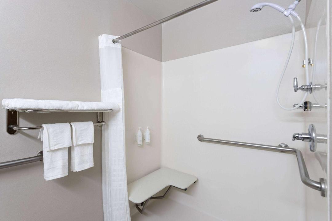 Photo of Bathroom in Greater Belhaven