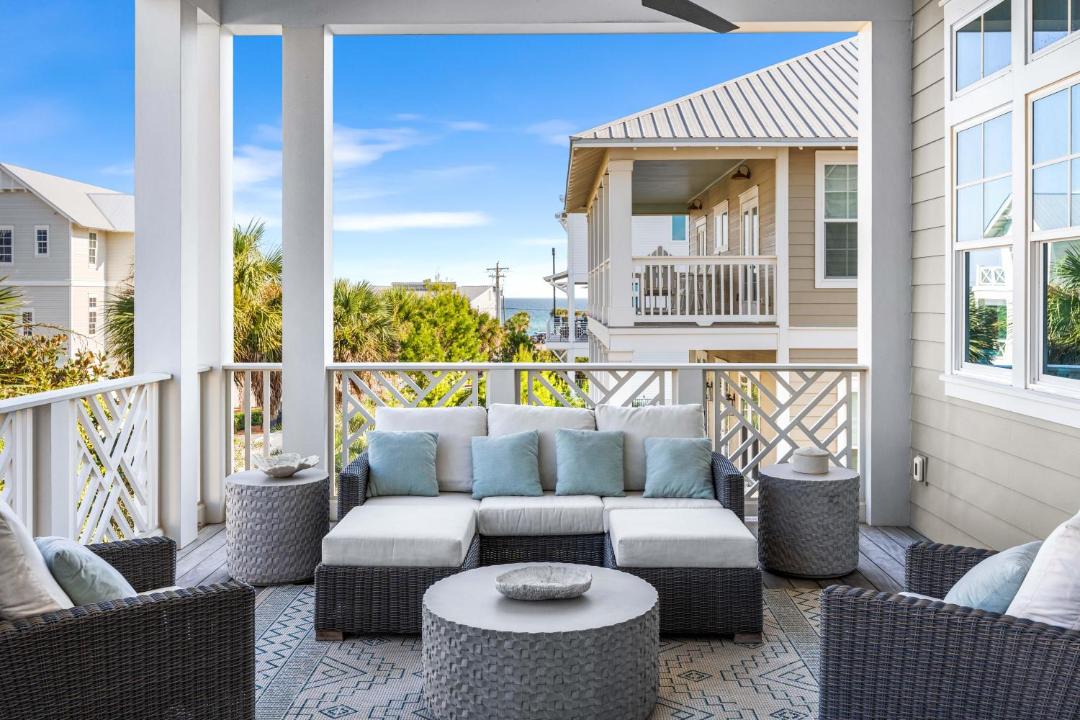 Photo of Patio Balcony in Dune Allen Beach
