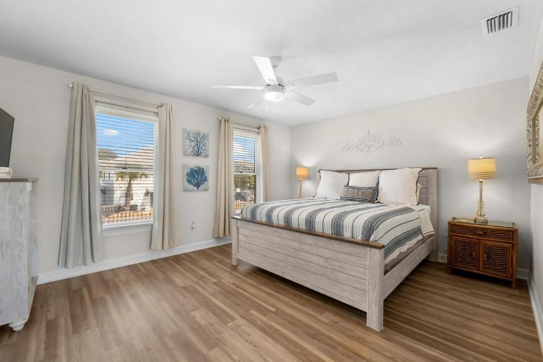 Photo of Bedroom in Gulf Lagoon Beach