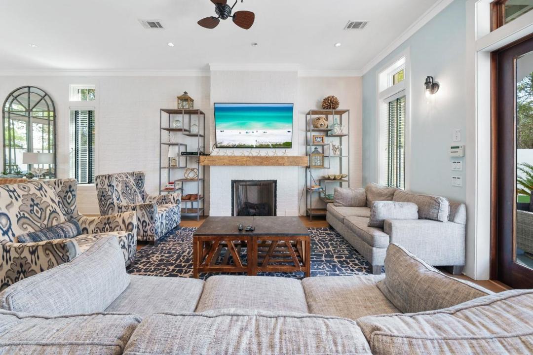Photo of Livingroom in Rosemary Beach