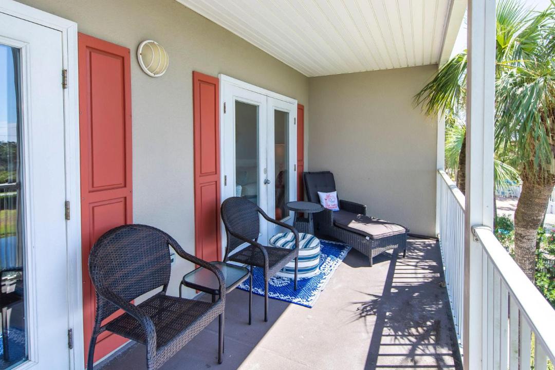 Photo of Patio Balcony in Gulf Place