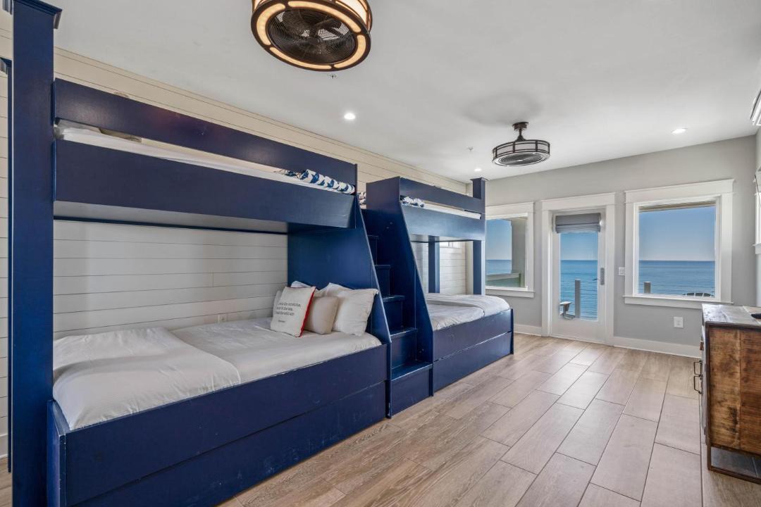 Photo of Bedroom in Navarre Beach