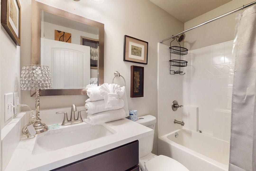 Photo of Bathroom in Southeast Pensacola