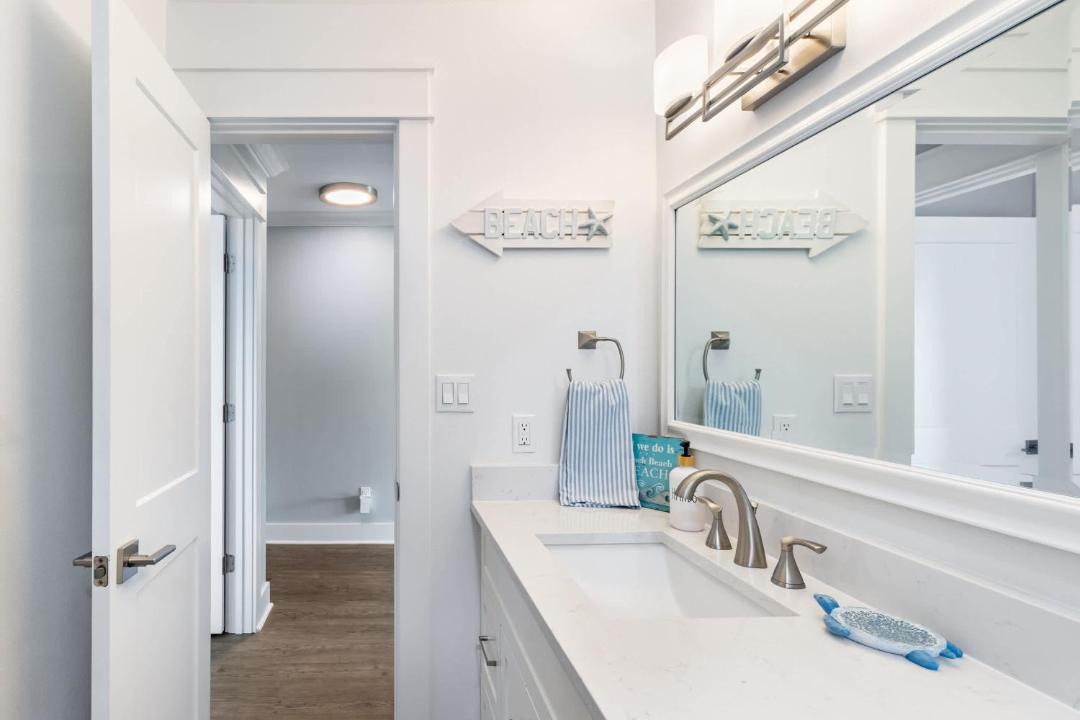 Photo of Bathroom in Holiday Isle