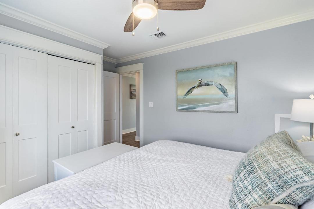 Photo of Bedroom in Holiday Isle