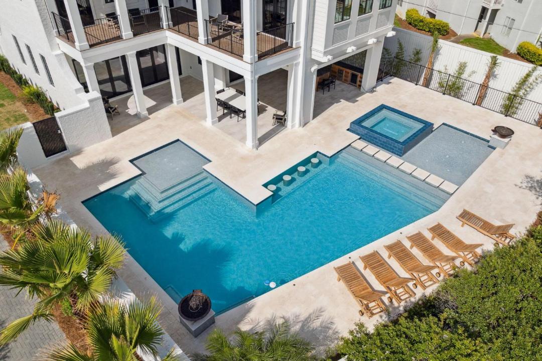 Photo of Patio Balcony in Dune Allen Beach