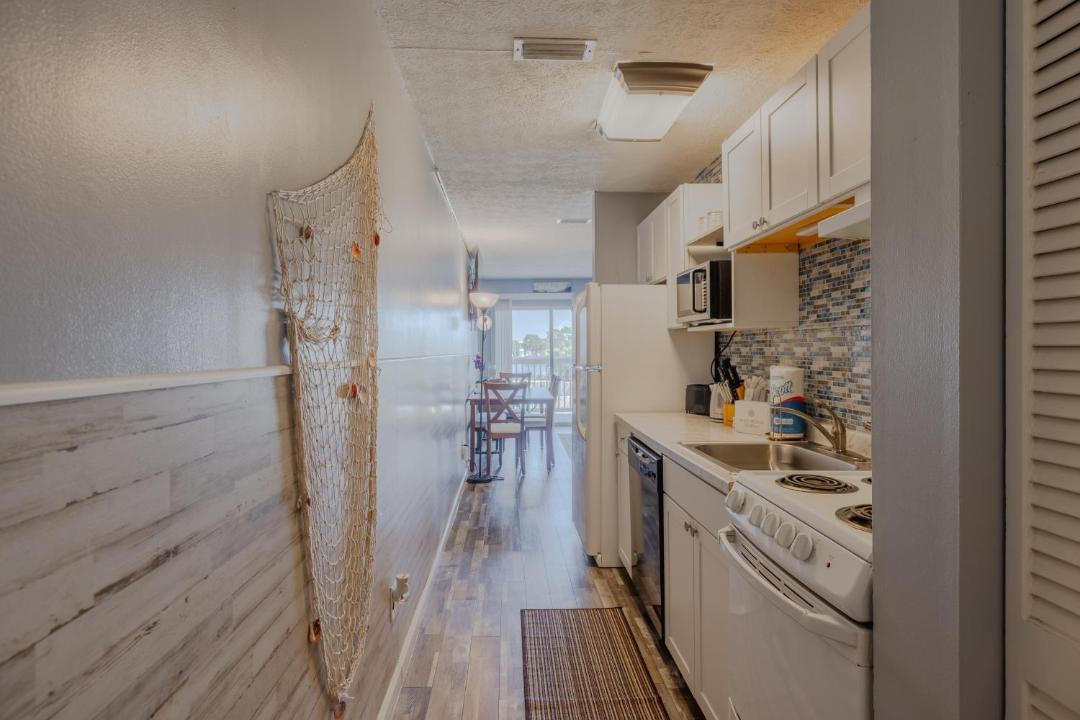 Photo of Kitchen in El Centro Beach