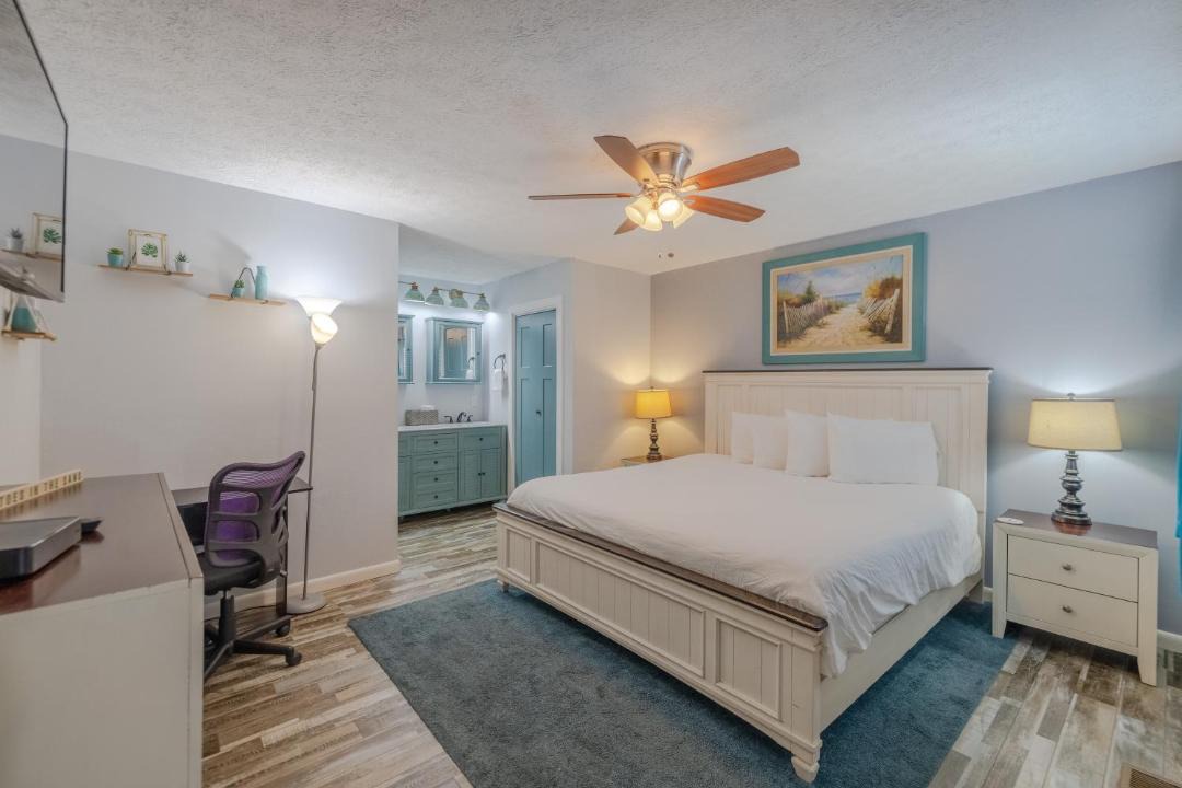 Photo of Bedroom in El Centro Beach