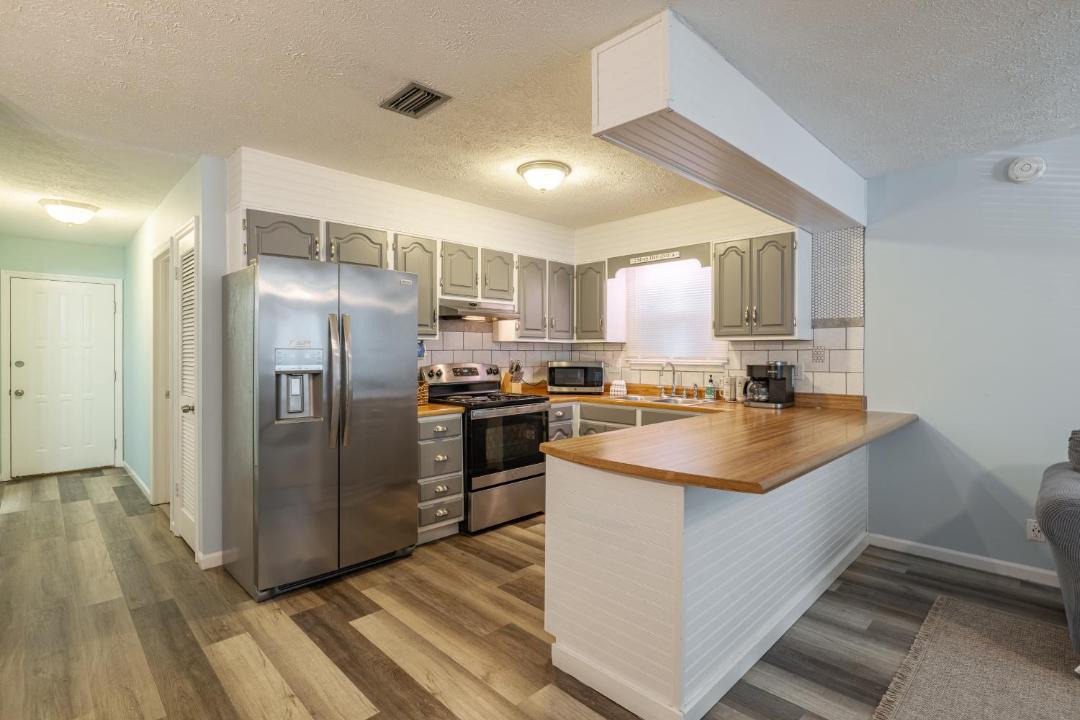 Photo of Kitchen in Bahama Beach