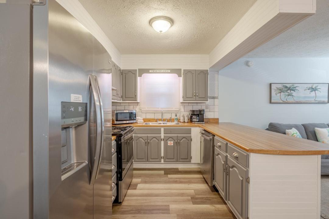 Photo of Kitchen in Bahama Beach