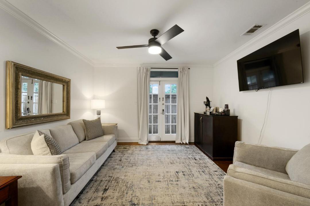 Photo of Livingroom in Treme