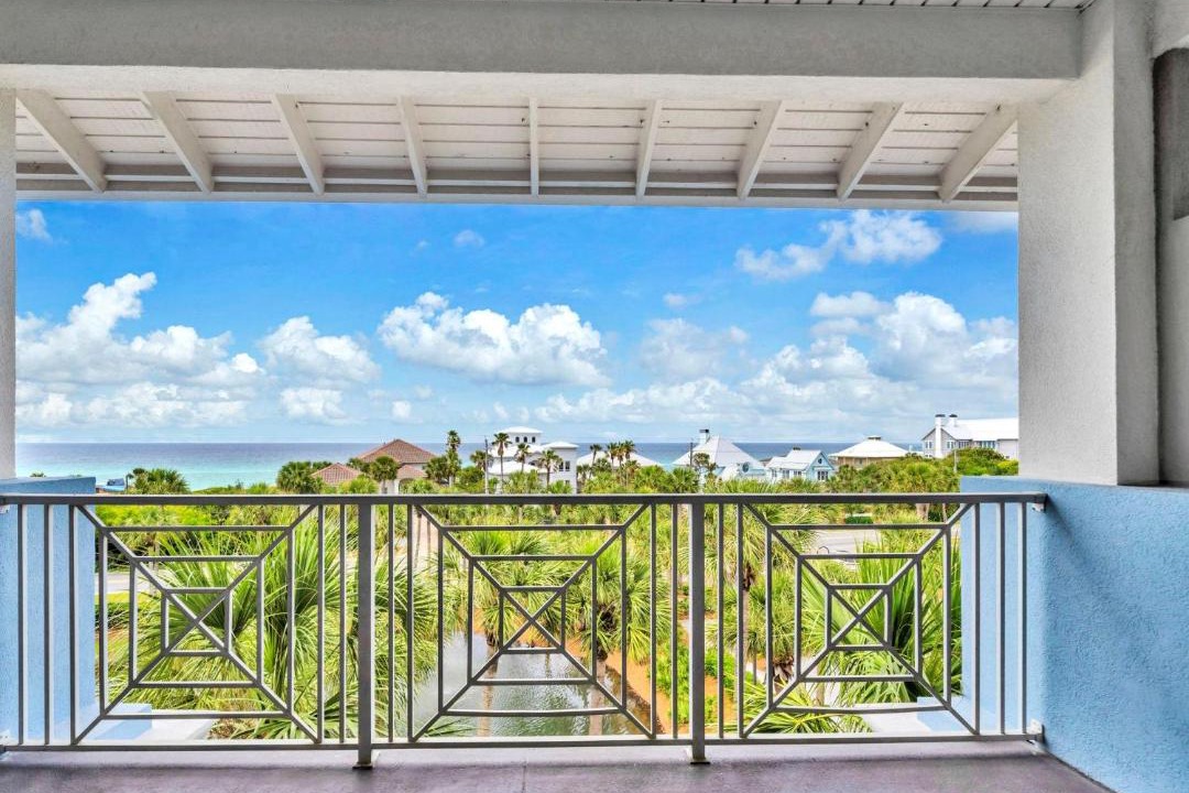 Photo of Patio Balcony in Gulf Place