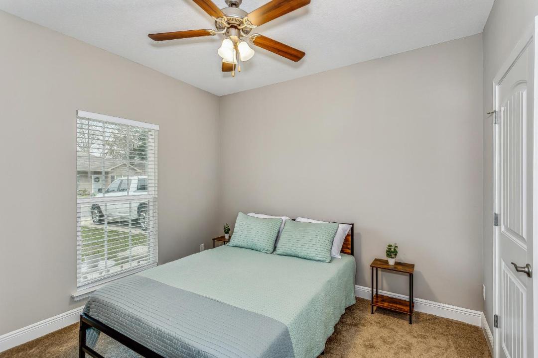 Photo of Bedroom in Ferry Pass