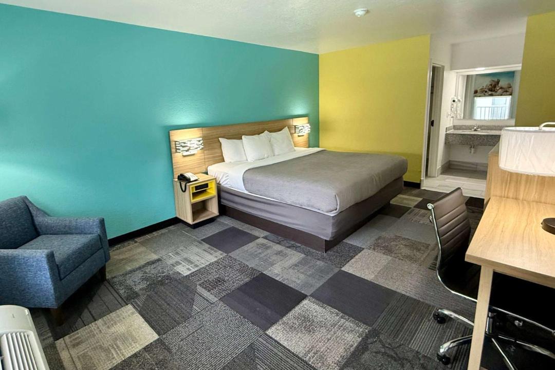 Photo of Bedroom in Niceville