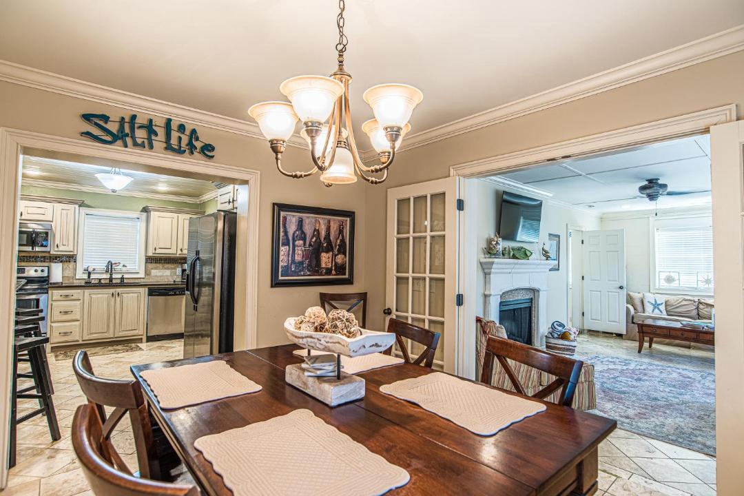 Photo of Kitchen in Laguna Beach