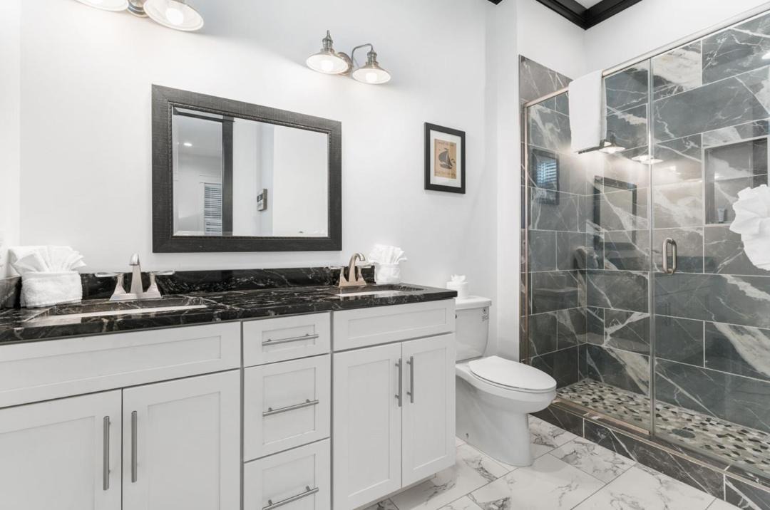 Photo of Bathroom in Laguna Beach