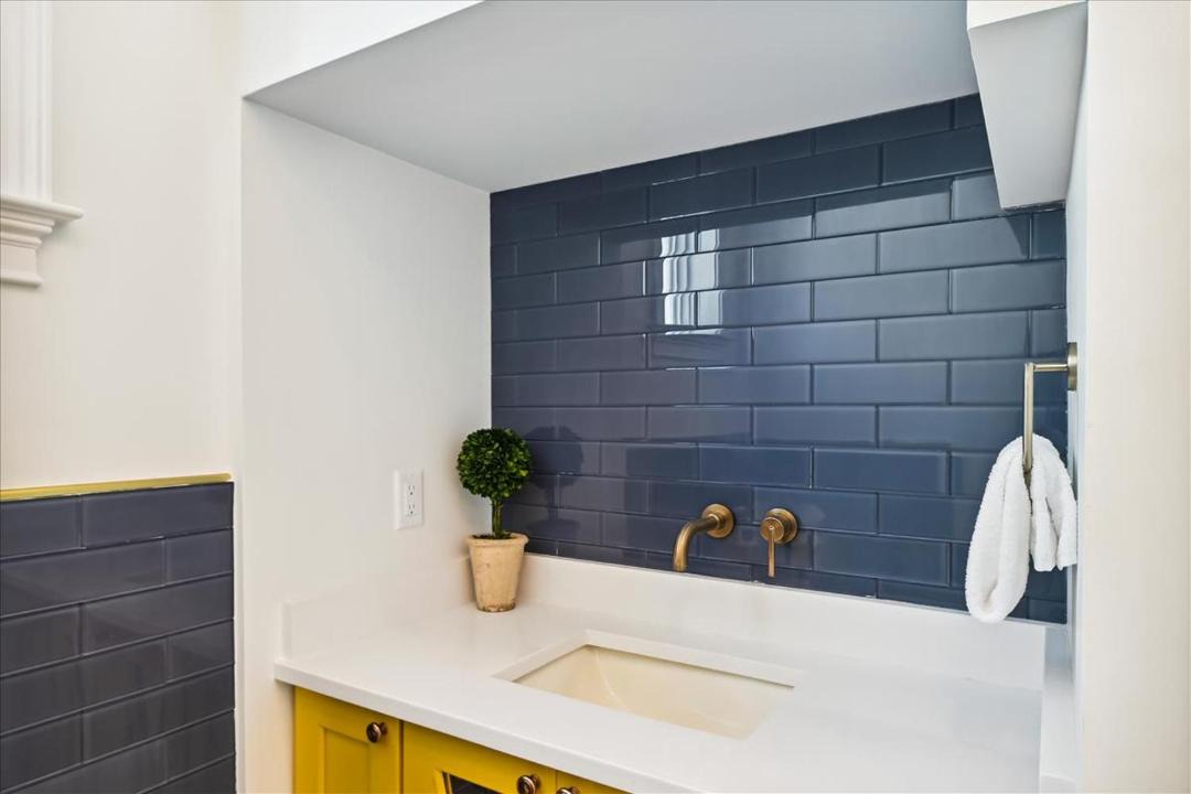 Photo of Bathroom in Sunnyside