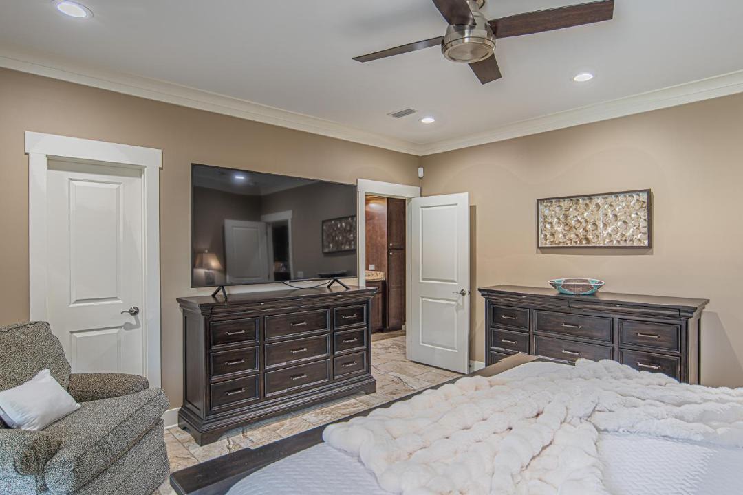 Photo of Bedroom in Holiday Beach