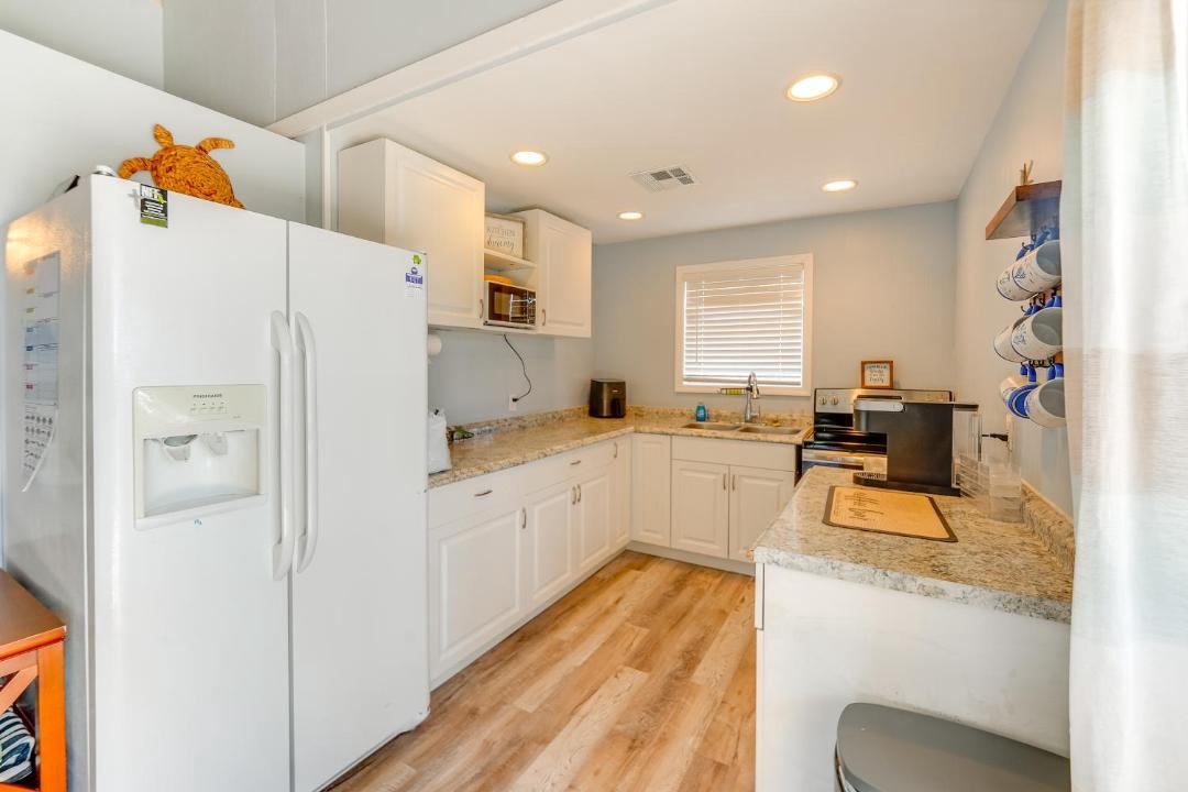 Photo of Kitchen in Alligator Point