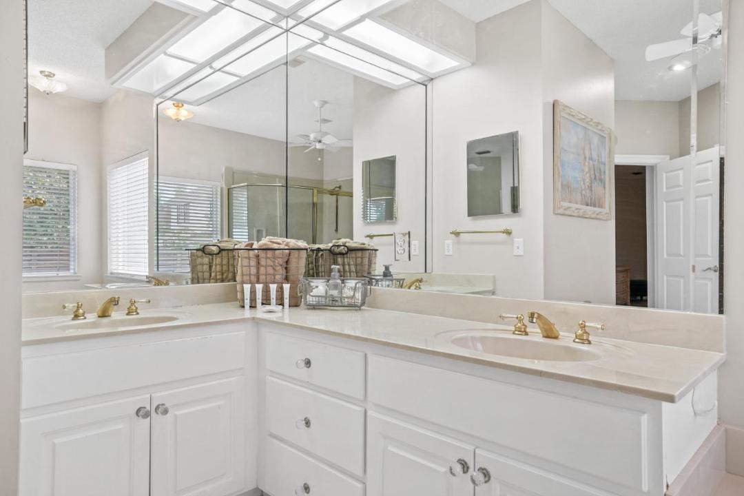 Photo of Bathroom in Upper Grand Lagoon
