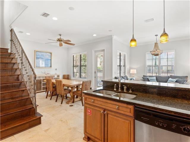 Photo of Kitchen in Villa Lago