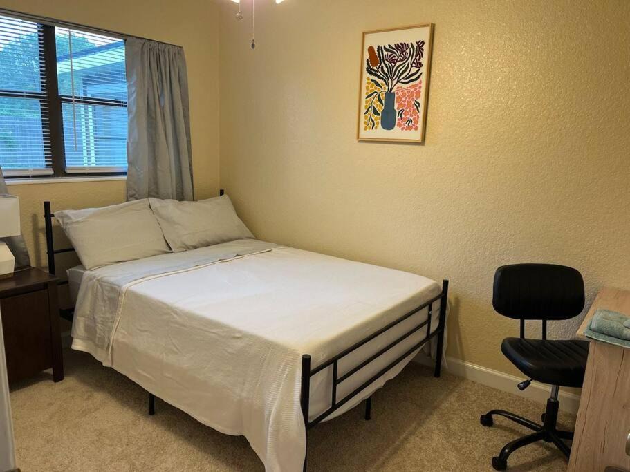 Photo of Bedroom in Westside