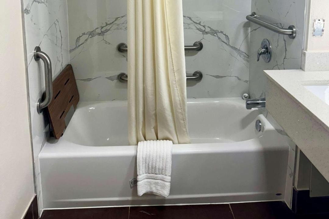 Photo of Bathroom in Sulphur