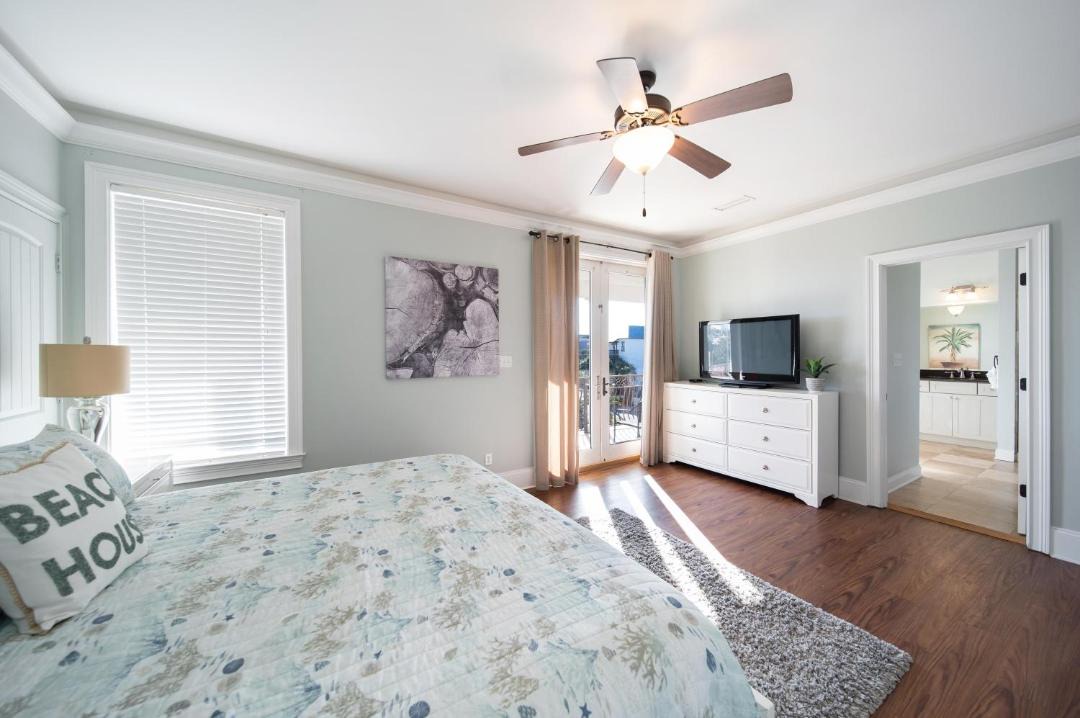 Photo of Bedroom in Frangista Beach