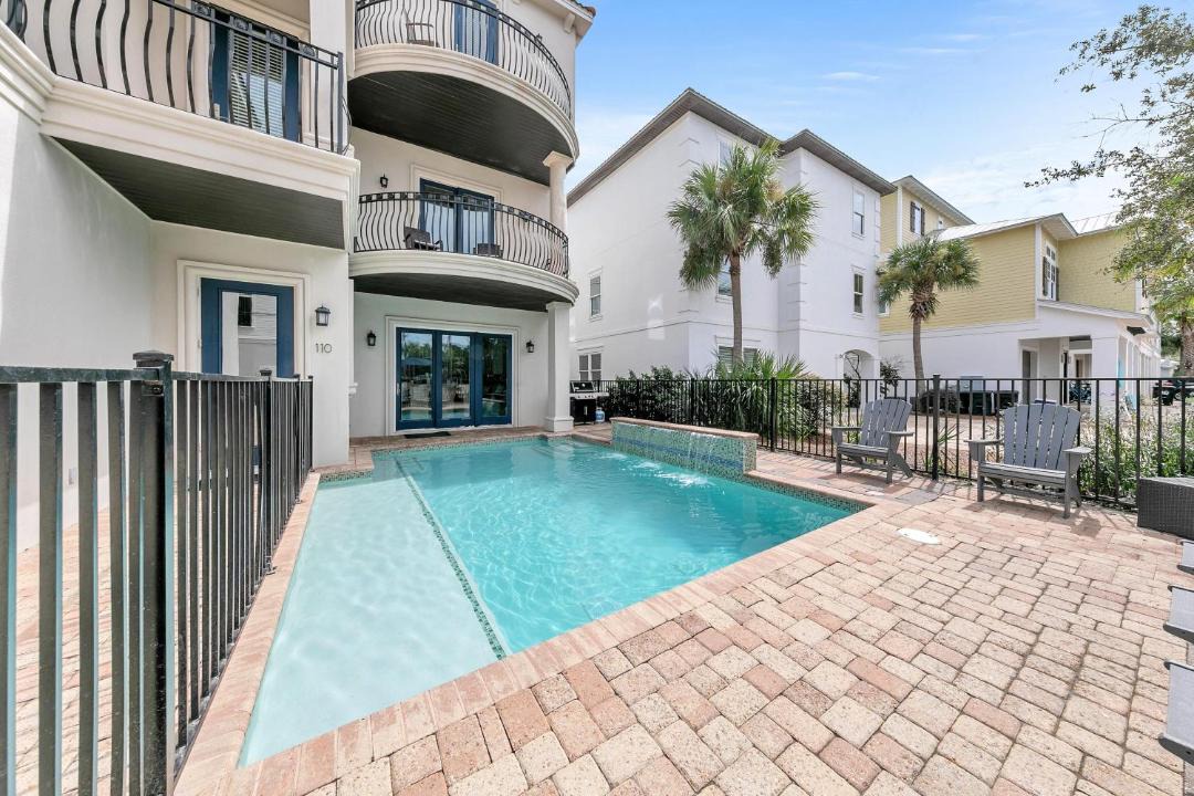 Photo of Patio Balcony in Frangista Beach