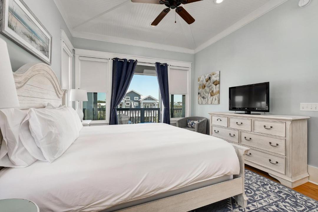 Photo of Bedroom in Inlet Beach